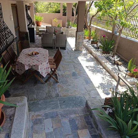 "2Steps From The Beach" Nea Iraklia Exterior photo