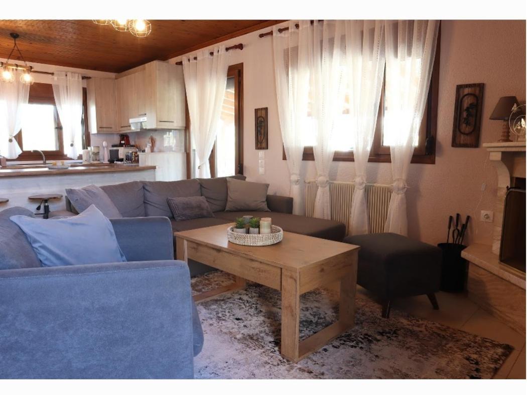 "2Steps From The Beach" Nea Iraklia Exterior photo