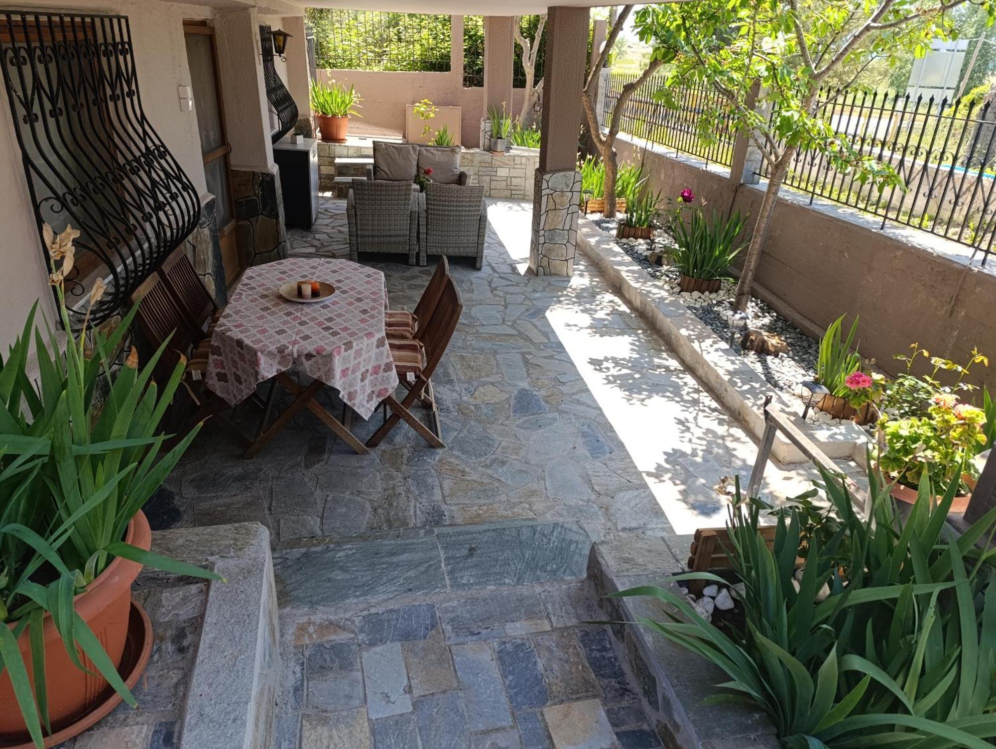 "2Steps From The Beach" Nea Iraklia Exterior photo